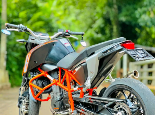 KTM Duke 690 2015