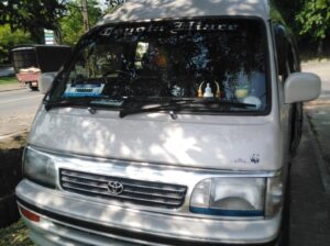 Toyota Dolphin HIACE Super Long LH123