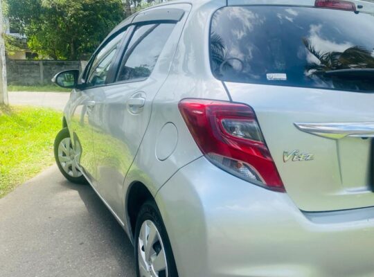 Toyota Vitz 2016