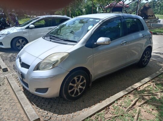 Toyota Vitz 2007