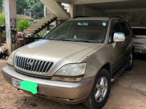 Toyota Harrier 2001