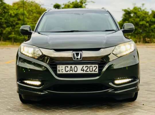 Honda Vezel 2015