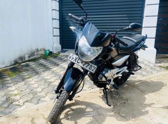 Bajaj Pulsar 135 LS