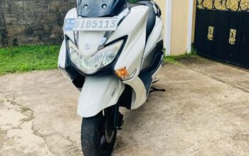 Suzuki Burgman 125CC