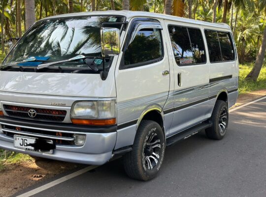 Toyota Hiace Super Custom 1997