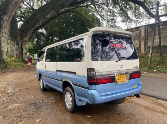 Toyota Hiace Super Custom GL 1995