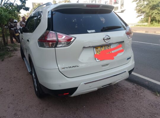 Nissan X Trail 2016