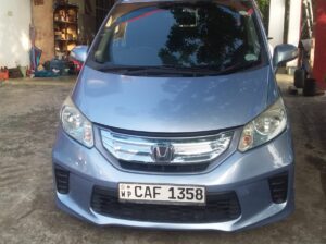 Honda Freed 2013