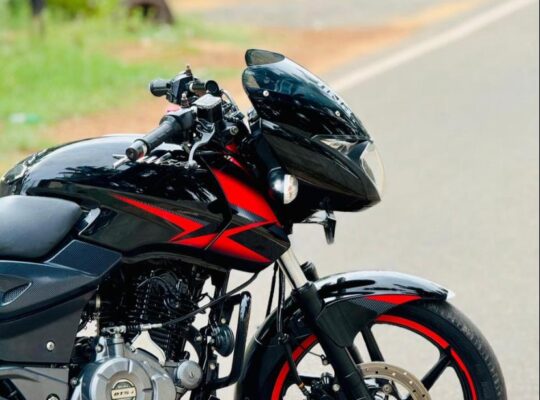 Bajaj Pulsar 150 CC