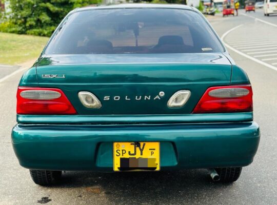 Toyota Soluna 2001