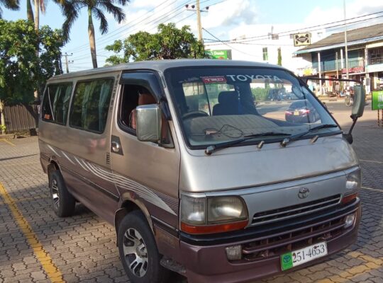 Toyota Hiace Super Custom LH 113