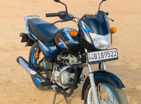 Bajaj CT100