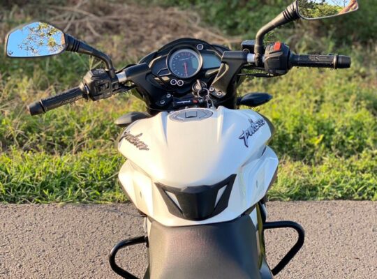 Bajaj Pulsar NS 200