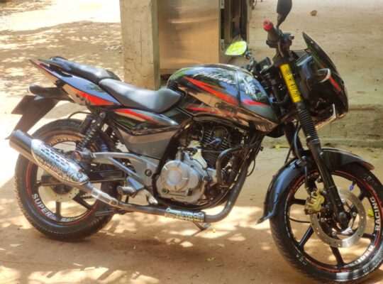 Bajaj Pulsar 180CC