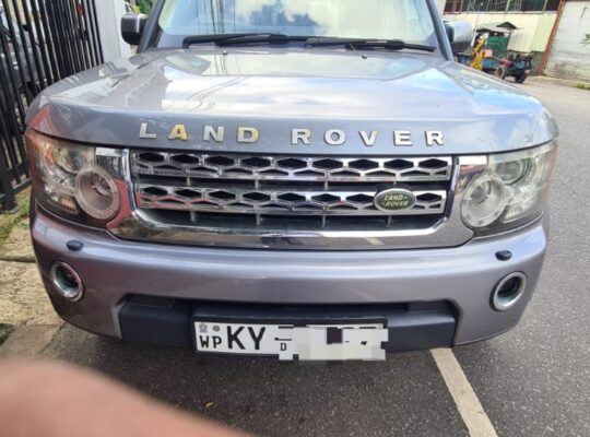 Land Rover Discovery 2012