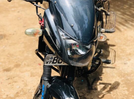 Bajaj Pulsar 150CC