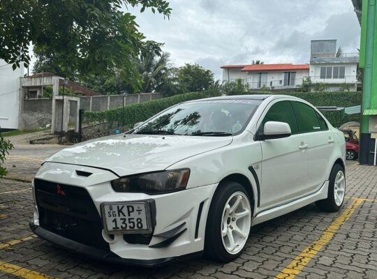 Mitsubishi Lancer EX 2011