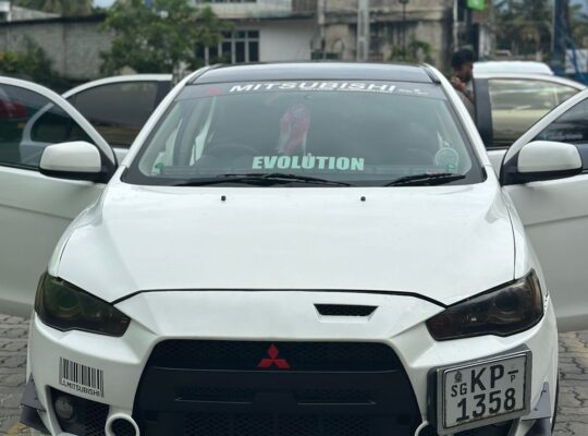 Mitsubishi Lancer EX 2011