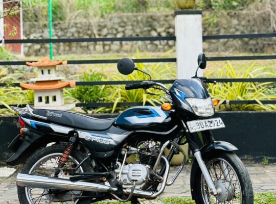 Bajaj CT100