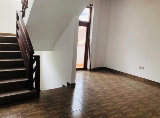 4 beds House for Rent in Dehiwala