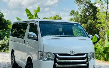 Toyota Hiace KDH 201V 2015