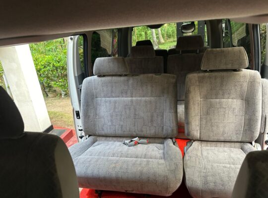 Toyota Hiace Super GL KDH 201 2009