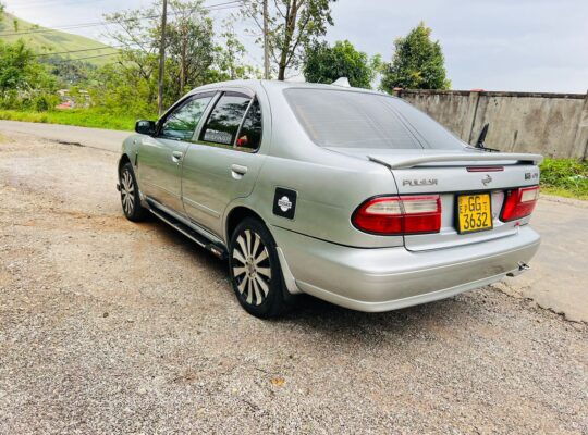 Nissan Pulsar 1998