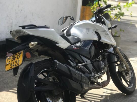 TVS Apache RTR 200