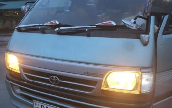 Toyota Hiace Super GL LH172 2001