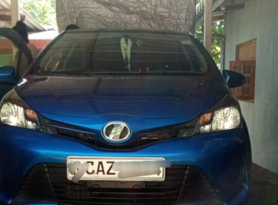 Toyota Vitz 2016