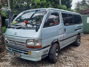 Toyota Hiace Dolphin Super GL