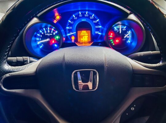 Honda Fit GP1 2012