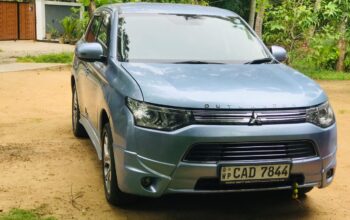 Mitsubishi Outlander 2015