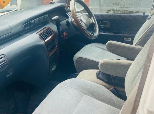 Toyota Noah KR42 1998