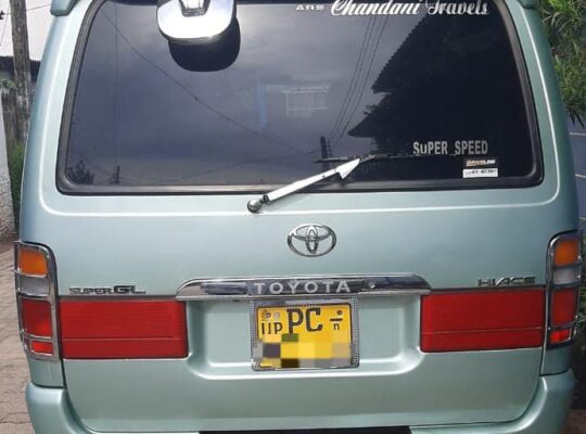 Toyota Dolphin Super GL 1999