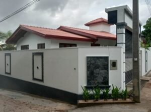 Modern House sale in piliyandala