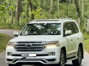 Toyota Land Cruiser V8 ZX 2015