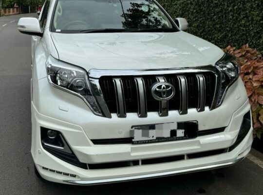 Toyota Land Cruiser Prado 150 2015