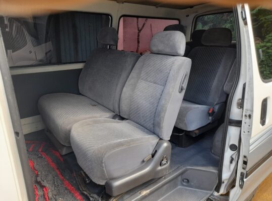 Toyota Hiace Dolphin Super GL LH 102 1991