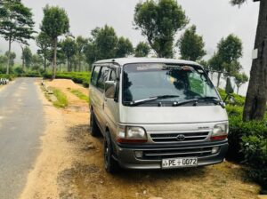 Toyota Hiace Dolphin Super GL