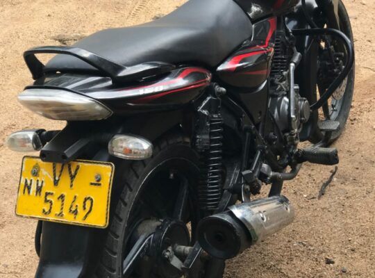 Bajaj Discover 150 CC