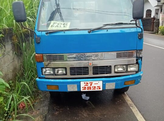 Isuzu Lorry