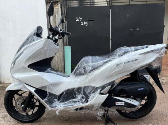 Honda PCX 160CC 2024