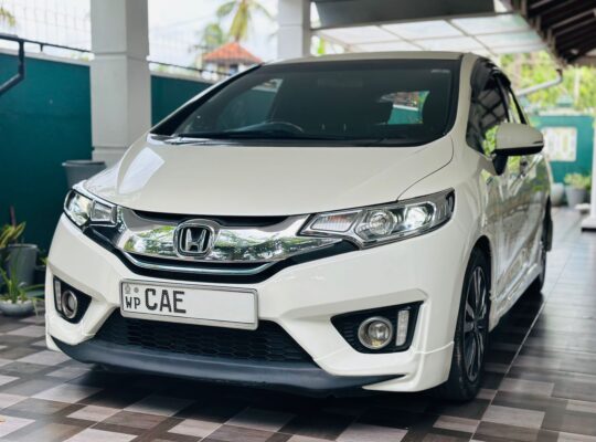 Honda Fit GP5 S Grade 2014