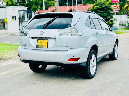 Toyota Harrier 2008