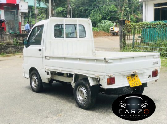 Daihatsu Hijet 2013