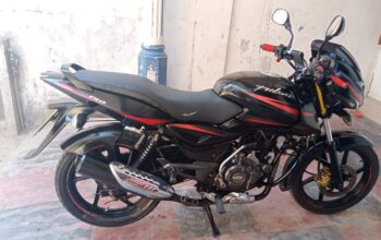 Bajaj Pulsar 150CC