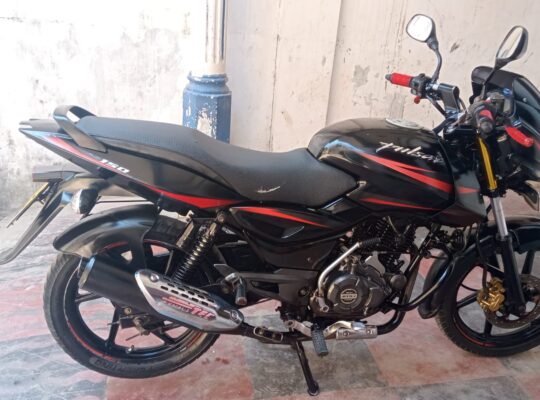 Bajaj Pulsar 150CC