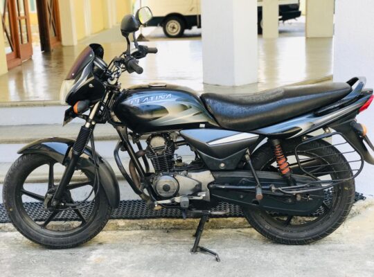 Bajaj Platina 100 CC