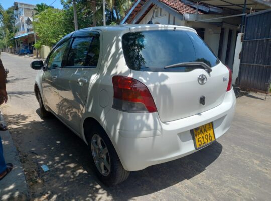 Toyota Vitz 2008